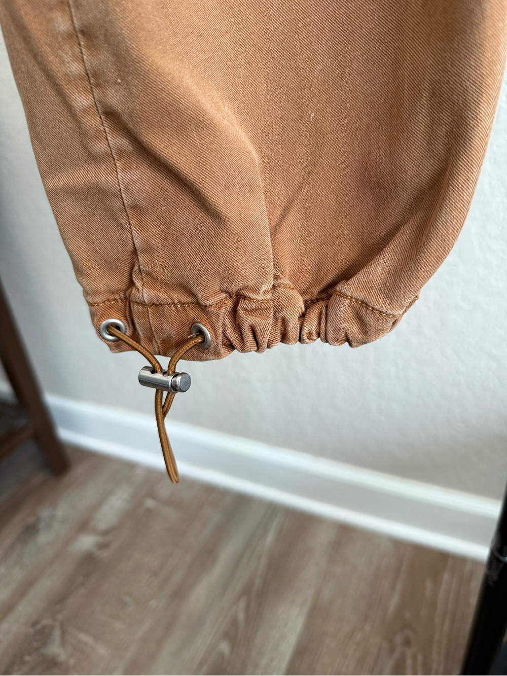 PAIGE Reid Jogger Camel Brown Tencel Utility Pants Size 26 $249 - Picture 12 of 16